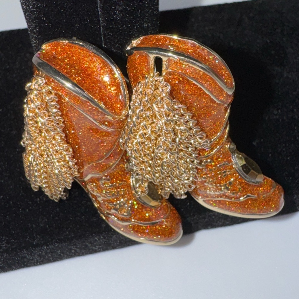 Cowgirl Boots with Fringe Brooch - Picture 3 of 3